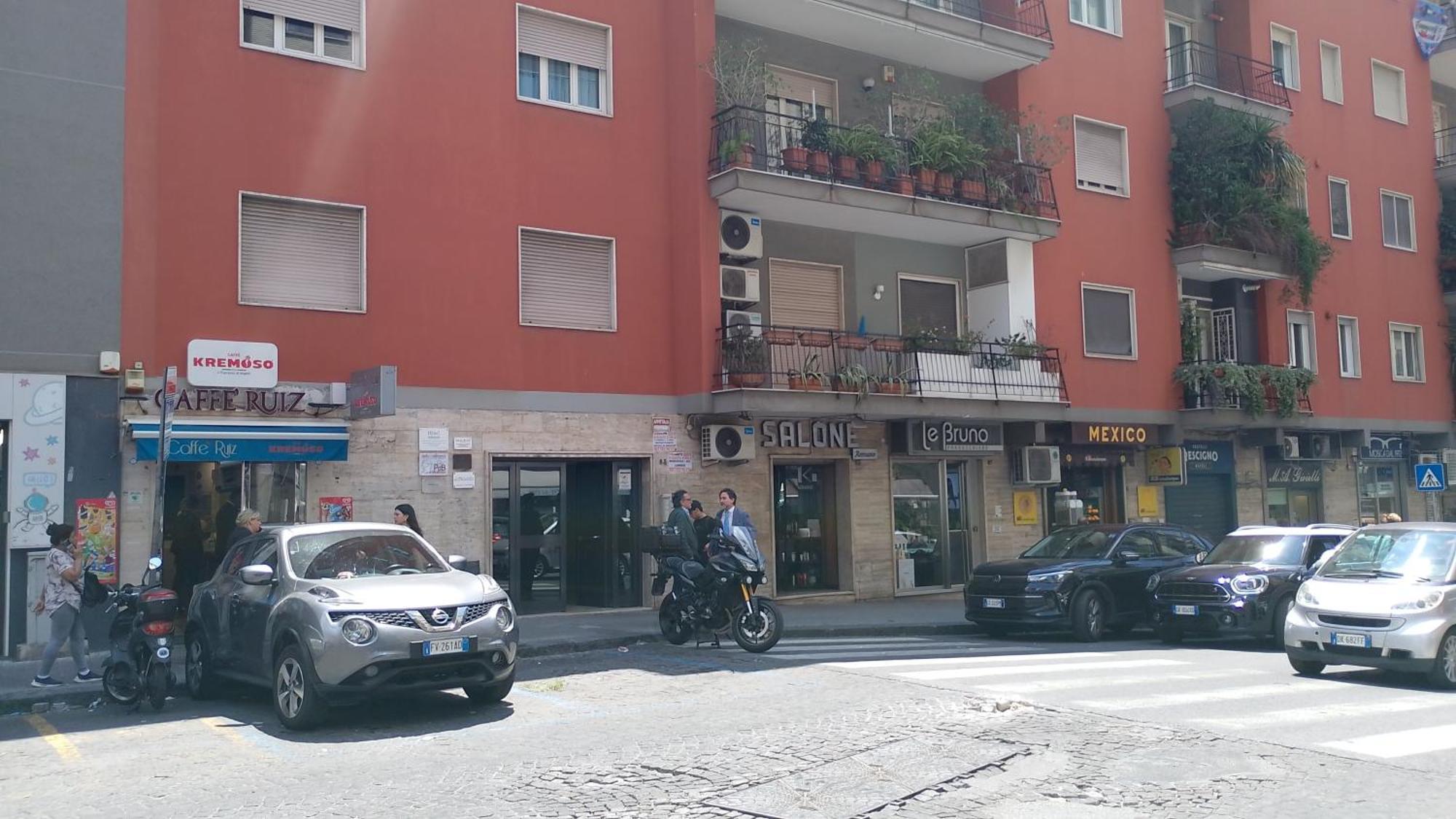 那不勒斯Casa Sole公寓 外观 照片